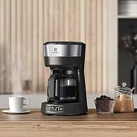 Imagem do produto Cafeteira Elétrica Electrolux inox capacidade 1,2L...